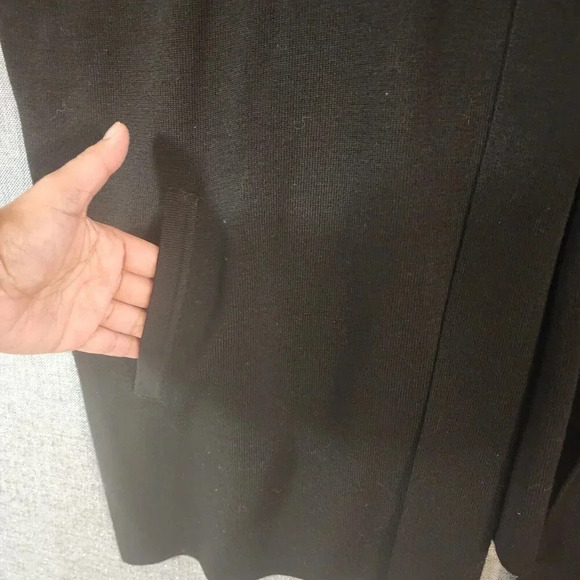 New Escada Cardigan Sweater Women Size 44 Black 100% Virgin Wool Side Slits - Picture 6 of 9